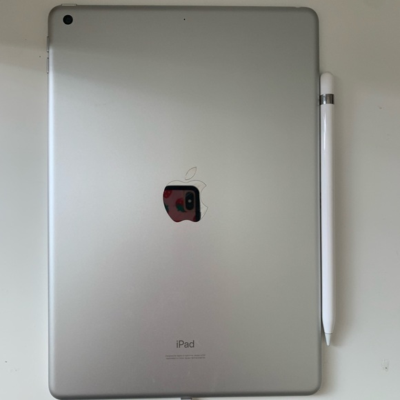 iPad 7th Generation + Apple Pencil